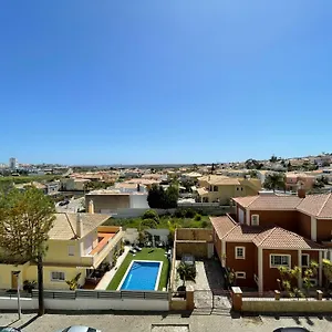 Apartment Your Place In, Distrikt Faro